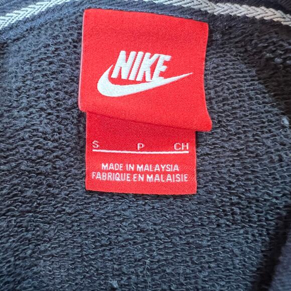 Nike Black Pullover Hoodie - Picture 4 of 5